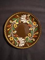 Mooi vintage Hongaars handbeschilderd (wand)bordje - 18 cm, Huis en Inrichting, Ophalen of Verzenden, Zo goed als nieuw, Overige stijlen