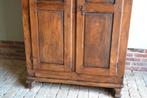 Prachtige antieke 17e eeuwse eiken spinde kast, broodkast., Antiek en Kunst, Antiek | Meubels | Kasten, Verzenden