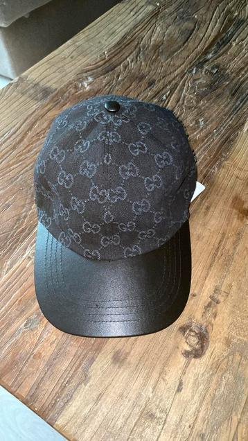 Gucci pet nieuw beschikbaar voor biedingen