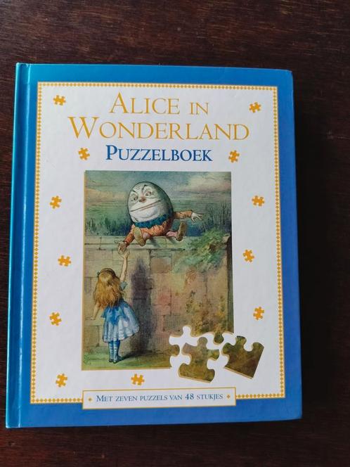 NIEUW! Alice in Wonderland. Puzzelboek, Boeken, Sprookjes en Fabels, Zo goed als nieuw, Ophalen of Verzenden