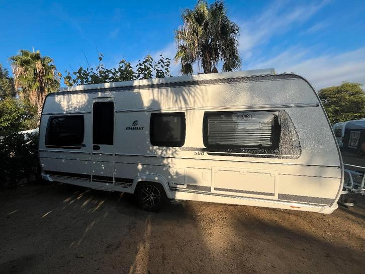 Fendt Diamant 560 SG in Spanje Cambrils/Salou, Caravans en Kamperen, Caravans, Particulier, tot en met 4, 1500 - 2000 kg, Rondzit