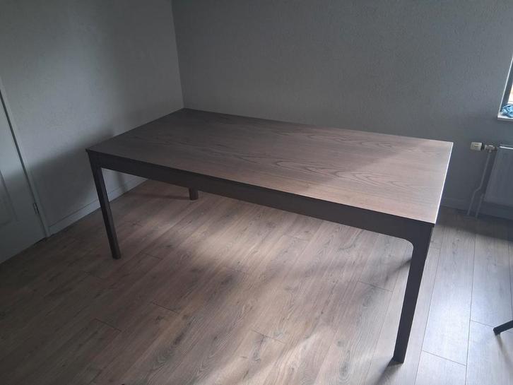 Mooie, nette eettafel, Huis en Inrichting, Tafels | Salontafels, Zo goed als nieuw, 75 cm of meer, 50 tot 100 cm, 200 cm of meer