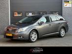 Toyota Avensis Wagon 1.8 VVTi Business NAVI / CRUISE / CLIMA, 15 km/l, 4 cilinders, Navigatiesysteem, Origineel Nederlands