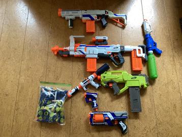 Partij nerf guns met zak projectielen beschikbaar voor biedingen