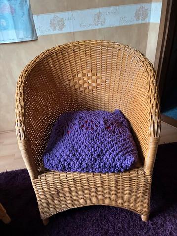 Rotan Stoel beschikbaar voor biedingen