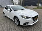 Mazda 3 2.0 GT-M HUD LEER STOELVW LED PDC. (bj 2016), Auto's, Mazda, 1998 cc, Gebruikt, Euro 6, 4 cilinders
