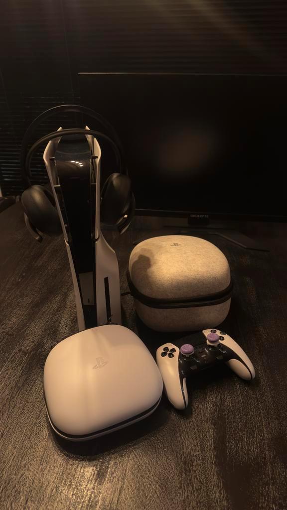 PS5 Slim + Edge Controller + Pulse Elite Headset, Spelcomputers en Games, Spelcomputers | Sony PlayStation 5, Zo goed als nieuw