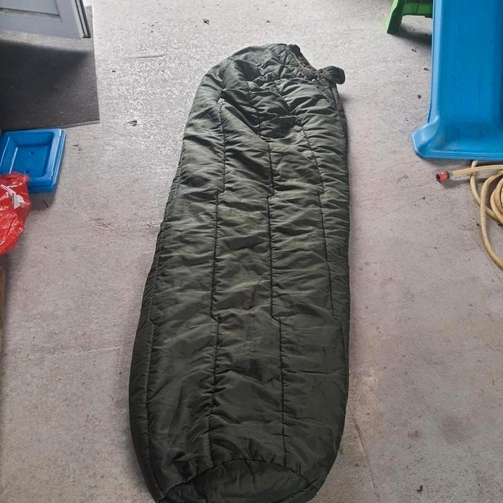 Kl Mummie slaapzak legergroen van feuchter ringelai, Caravans en Kamperen, Slaapzakken, Gebruikt, Ophalen