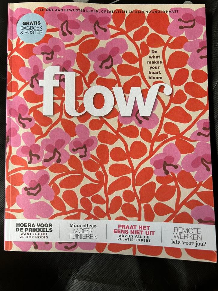Flow nr. 4 (2024) ZGAN, mét poster & dankbaarheidsdagboekje, Boeken, Tijdschriften en Kranten, Zo goed als nieuw, Lichaam en Geest