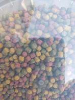 Koi voer Emmen van 3 liter nu voor €14.50, Dieren en Toebehoren, Vissen | Vijvervissen, Karper of Koi