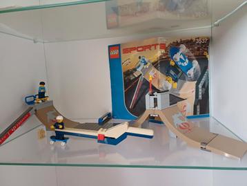 Lego sport set nummer 3537  beschikbaar voor biedingen