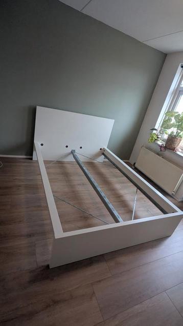 ikea malm bed wit 140x200
