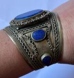 Indiase of Nepalese metalen armband lapis lazuli, Sieraden, Tassen en Uiterlijk, Armbanden, Overige materialen, Blauw, Met edelsteen