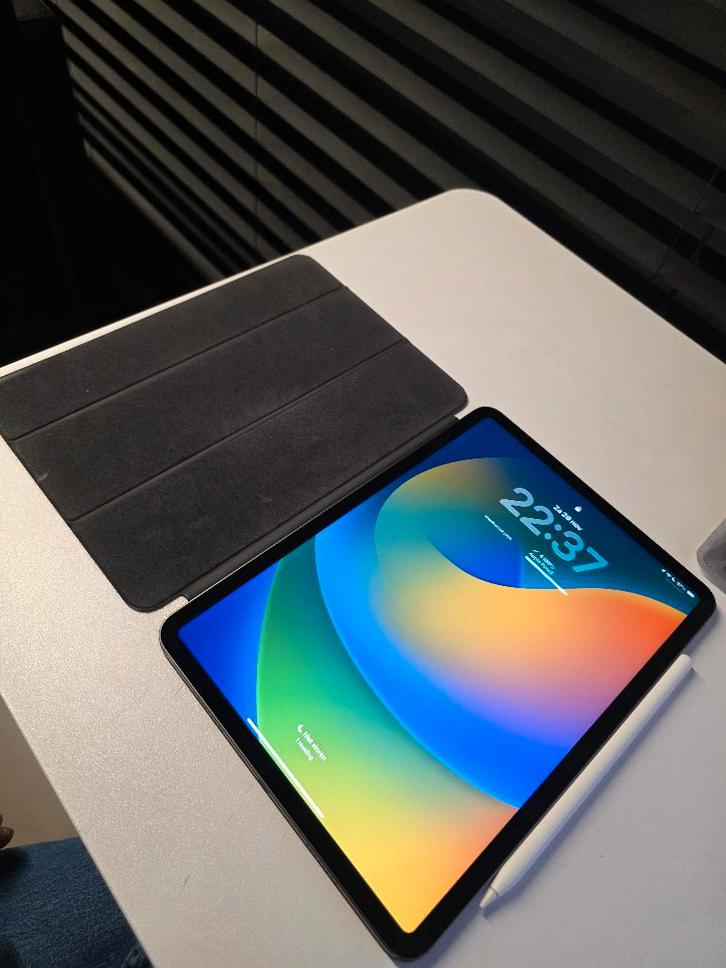 iPad Pro M1 11 inch 2021 goede staat Smart folio + Pencil 2e, Computers en Software, Apple iPads, Zo goed als nieuw, Apple iPad