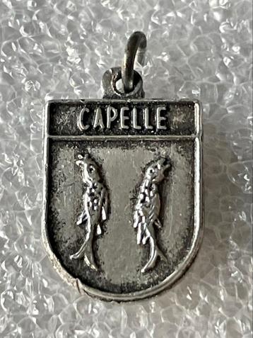 Capelle a/d IJssel Wapen Speldje / Bedeltje beschikbaar voor biedingen