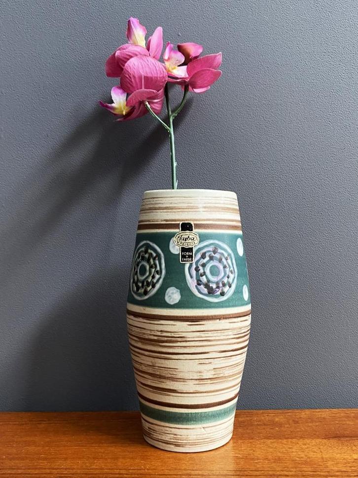 70 jaren D65 JASBA Zandkleur vaasje bruin streep rond decor, Huis en Inrichting, Woonaccessoires | Vazen, Gebruikt, Overige kleuren