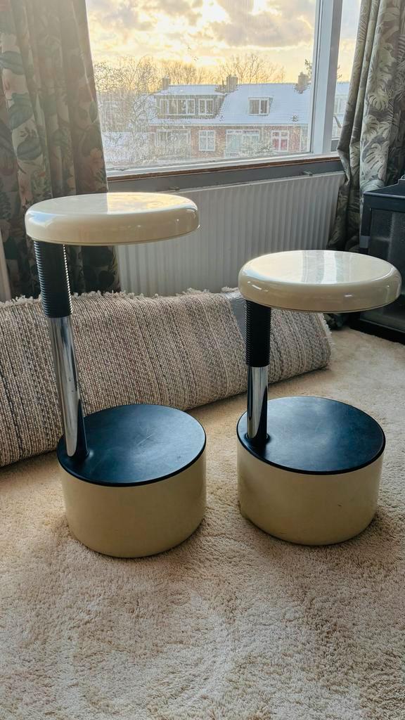 Kruk Golf Velca - Set van 2, Huis en Inrichting, Barkrukken, Gebruikt, 60 tot 90 cm, Kunststof, 2 krukken, In hoogte verstelbaar