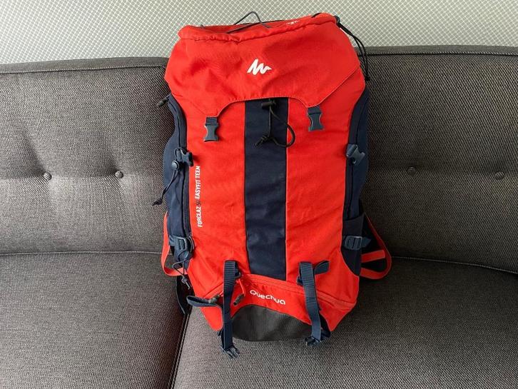 BACKPACK 50 liter Quechua Easy Fit - WD014, Sieraden, Tassen en Uiterlijk, Tassen | Rugtassen, Zo goed als nieuw, Overige merken