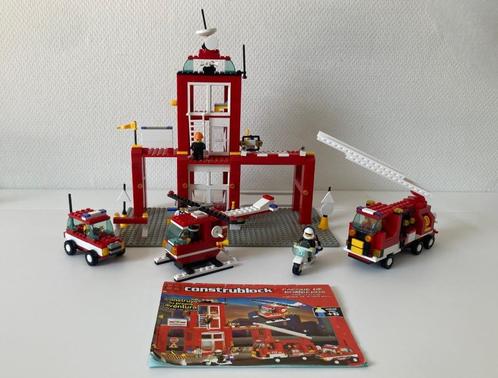 CONSTRUBLOCK BRANDWEERKAZERNE SET MET VOERTUIGEN EN FIGUREN, Kinderen en Baby's, Speelgoed | Bouwstenen, Zo goed als nieuw, Overige merken