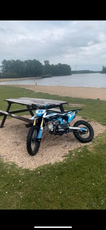 ultra 125 beschikbaar voor biedingen