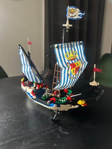 Complete Lego set 6280 'Armada Flagship' uit 1996 beschikbaar voor biedingen