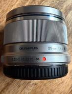 Olympus M.Zuiko Digital 25mm f/1.8 zilver, Ophalen of Verzenden, 1960 tot 1980, Lens of Lenzen