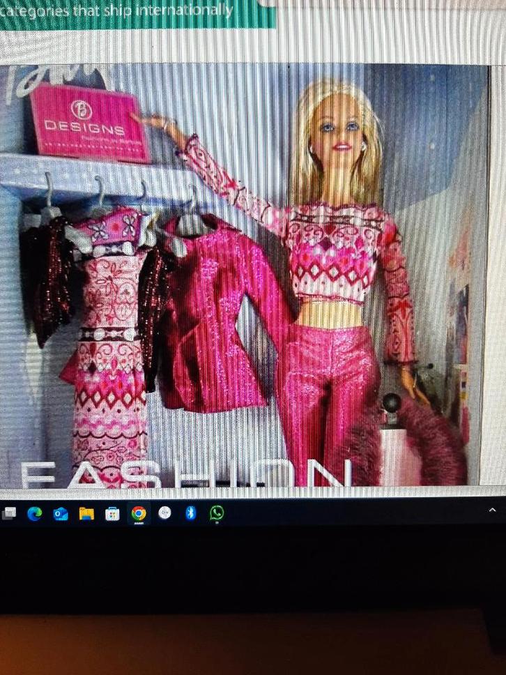 barbie fashion designer Mattel, Verzamelen, Poppen, Zo goed als nieuw, Fashion Doll, Ophalen of Verzenden