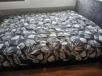 2 pers Boxspring 1.60m  x 2.00m zgan beschikbaar voor biedingen
