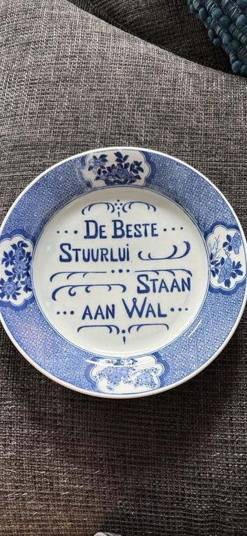 spreuken bord beschikbaar voor biedingen