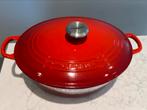 Le Creuset Ovaal 31 cm kersenrood als nieuw, Gietijzer, Ophalen of Verzenden, Zo goed als nieuw, Keramische plaat