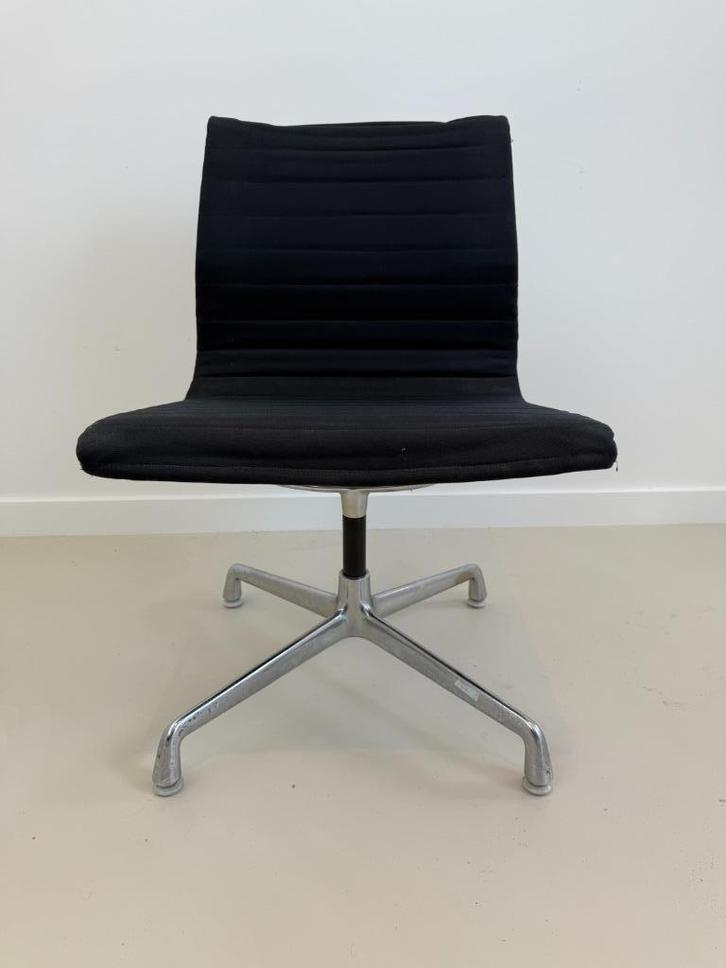 Herman Miller EA105 Side Chair – Zwart Hopsa /Chroom, Huis en Inrichting, Bureaustoelen, Gebruikt, Bureaustoel, Zwart, Ophalen of Verzenden