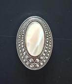 Antieke Sjaalclip met parelmoer steen, Sieraden, Tassen en Uiterlijk, Broches, Ophalen of Verzenden, Gebruikt, Wit, Met parel