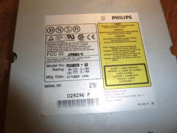 PHILIPS cd-R+rw drivemodel PCA82CR-42 5V-12V 0,45A-0,75A   beschikbaar voor biedingen