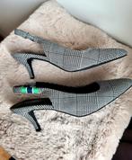 Sacha iconic singback pumps, Ophalen of Verzenden, Zo goed als nieuw, Schoenen met hoge hakken, Grijs