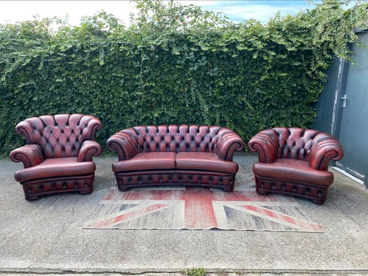 Chesterfield orginele Engelse oxblood 2+1+1 zits !!!, Huis en Inrichting, Banken | Bankstellen, Gebruikt, Rechte bank, Overige maten