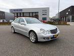 Mercedes-Benz - 2006 - E-klasse - 500 Elegance - 21-HHH-9, Auto's, Mercedes-Benz, Gebruikt, Overige brandstoffen, Bedrijf, Sedan
