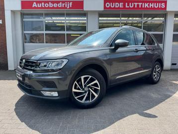 Volkswagen TIGUAN 1.4TSI 150PK DSG Highline Sound Full-Led C beschikbaar voor biedingen