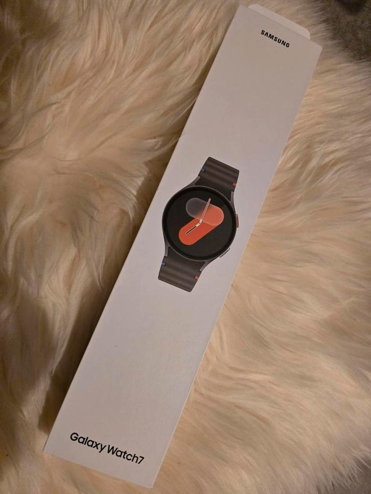 SAMSUNG Galaxy Watch7 - 40mm, Sieraden, Tassen en Uiterlijk, Smartwatches, Nieuw, Android, Zwart, Afstand, Calorieverbanding, Conditie