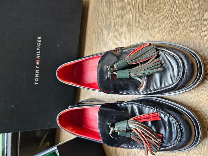 Tommy Hilfiger schoenen maat 38 Nieuw  leer nieuwprijs 160, Kleding | Dames, Schoenen, Nieuw, Schoenen met lage hakken, Zwart