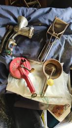 Vintage keukenaccesoires vleesmolen, passe-vite, snijbonenmo, Ophalen of Verzenden