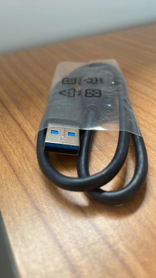 Gebruikte USB 3.0 A naar Micro B kabels, Computers en Software, Pc- en Netwerkkabels, Nieuw, Ophalen