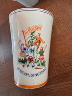 Herdenkingsbeker 10jaar bevrijding 5 mei 1945-1955 P. Regout, Gebruikt, Overige typen, Ophalen of Verzenden, Overige stijlen