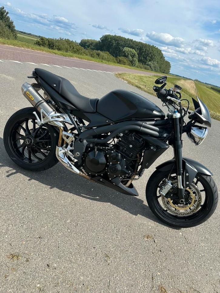 Super nette Triumph 1050, Motoren, Motoren | Triumph, Particulier, Naked bike, meer dan 35 kW, 3 cilinders, Motorrijbewijs A, Handvatverwarming
