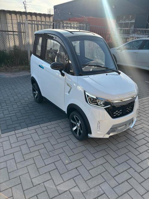 (Fabrieksnieuw) Overdekte scootmobiel 45 km/u - 100km bereik, Diversen, Brommobielen en Scootmobielen, 46 km of meer, 16 km/u of meer