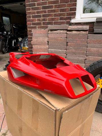 Mooie kont kuipdeel ducati 748 beschikbaar voor biedingen