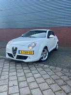 Alfa Romeo MiTo 0.9 Turbo Twin AIR 77KW 2014 Wit, Auto's, Alfa Romeo, Voorwielaandrijving, Parkeersensor, Wit, Handgeschakeld