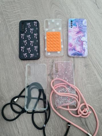 5 mooie hoesjes (2 met koord) voor samsung galaxy a50 beschikbaar voor biedingen
