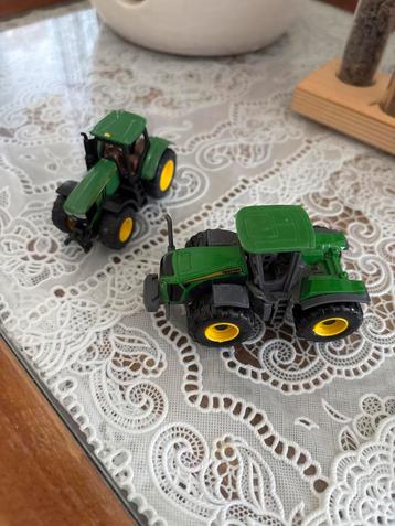 Twee Mini Fendt Tractoren beschikbaar voor biedingen