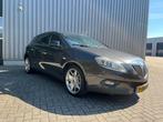 Lancia Delta 1.8 DI Turbojet AUT 2010 Grijs Carplay+ NAV, Auto's, Lancia, 74 €/maand, Zwart, 4 cilinders, Particulier