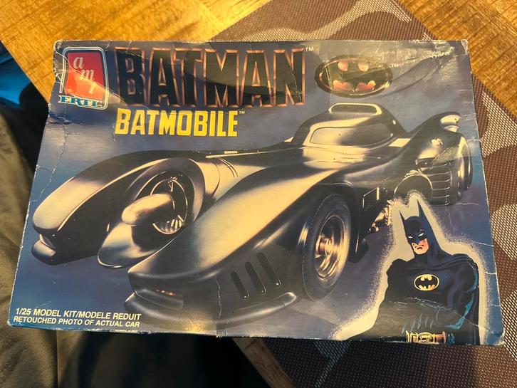 Batmobile Model Kit - Nieuwstaat, Hobby en Vrije tijd, Modelbouw | Auto's en Voertuigen, Zo goed als nieuw, Auto, Groter dan 1:32